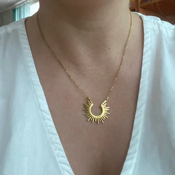 Готические ожерелья с полукруглым Солнцем из нержавеющей Стали Для женщин и мужчин Золотого цвета С шипастым воротником-чокером, Эстетическое ювелирное изделие