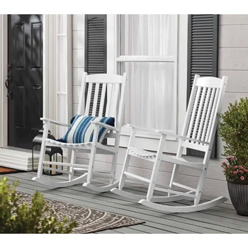 Уличное деревянное кресло-качалка на крыльце, белый цвет, атмосферостойкая отделка